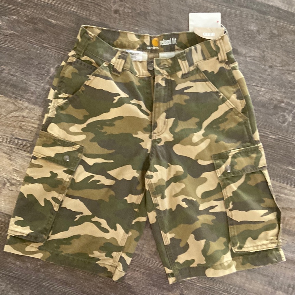 Men’s Camo Carhartt shorts size 28 x 11